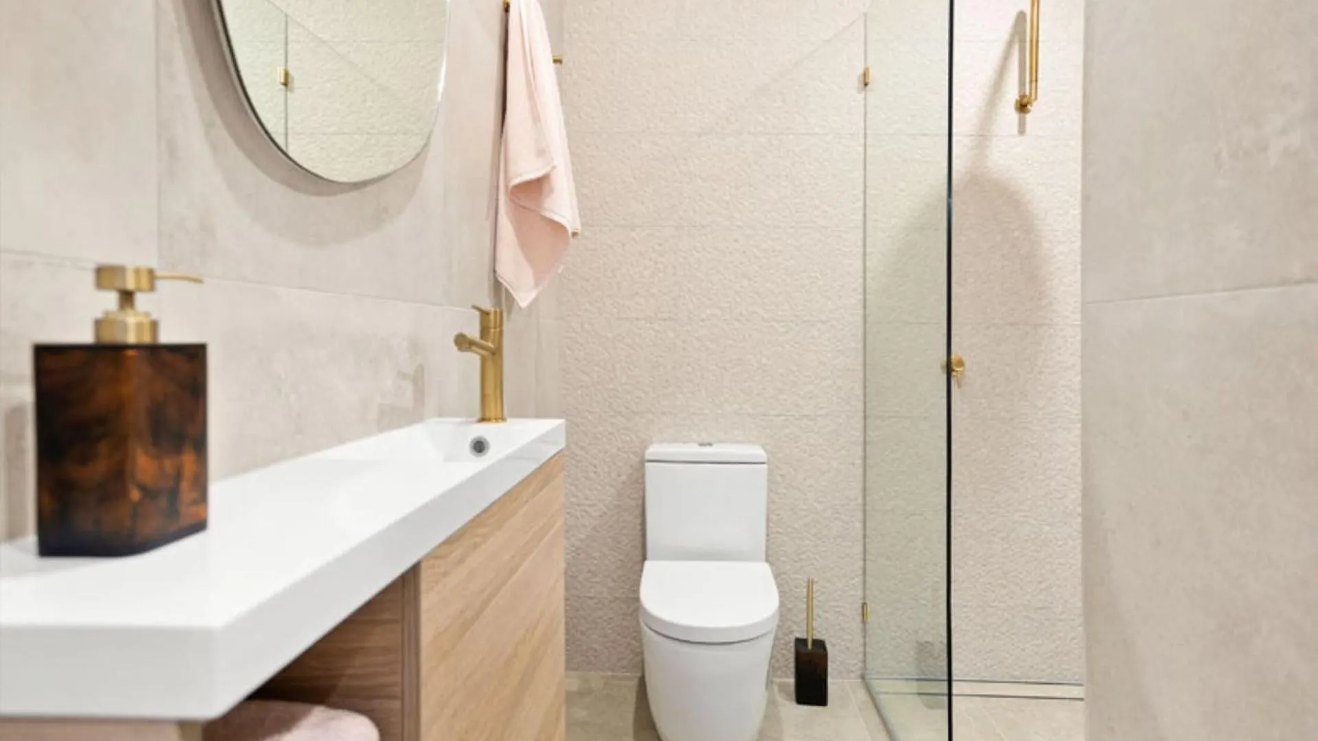 Little Treasure 3.13 Mitti Street Apartment Noosa Heads