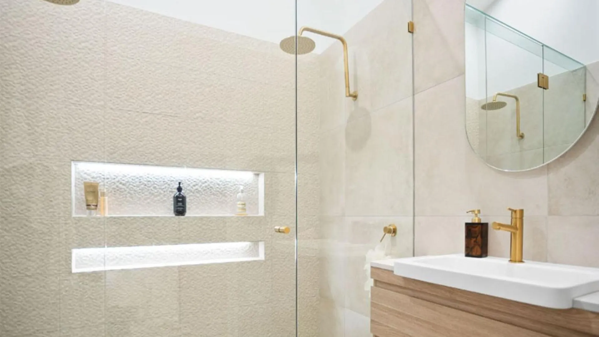 Little Treasure 3.13 Mitti Street Apartment Noosa Heads