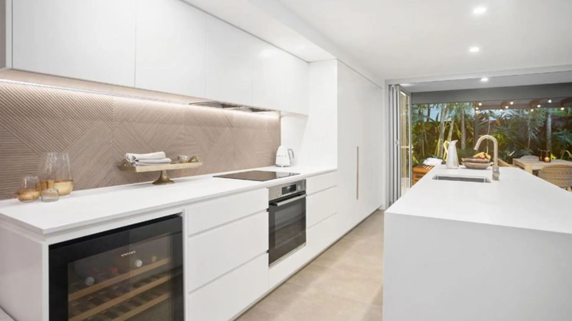 Little Treasure 3.13 Mitti Street Apartment Noosa Heads Australia